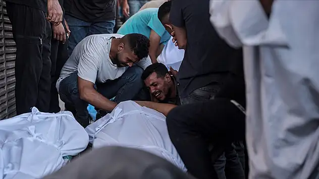 İsrail Saldırılarında Gazze'de Can Kaybı 71 Bin 562'ye Yükseldi