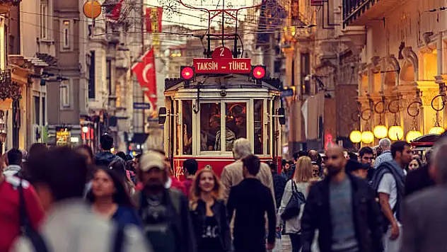 İstanbul 2023'te Hem En Çok Göç Veren Hem de En Çok Göç Alan İl Oldu