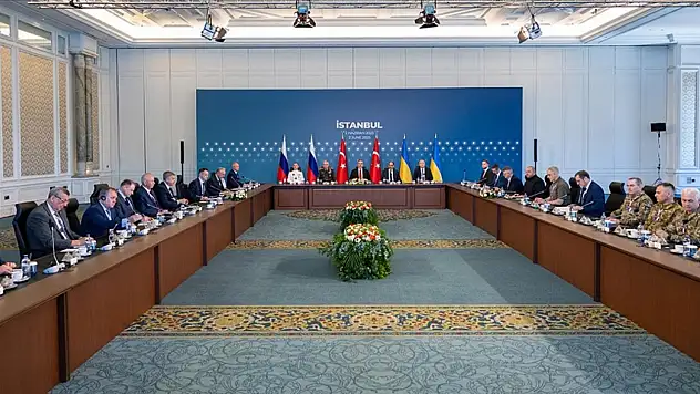 İstanbul'da kritik görüşme: Ukrayna'dan Rus Heyetine liste verildi! İşte görüşmenin detayları