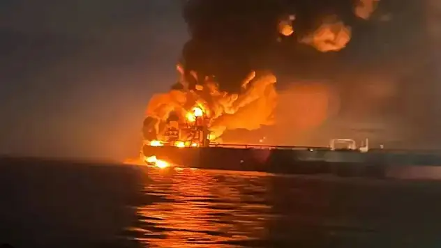 Karadeniz'de Savaş Alarmı! O Gemiyi İkinci Kez Vurdular