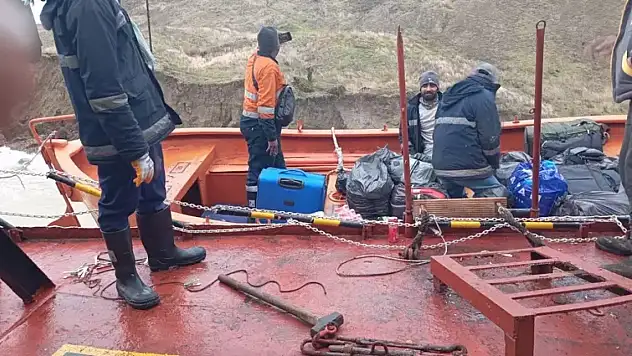 Karadeniz'de Türk gemisi karaya oturdu