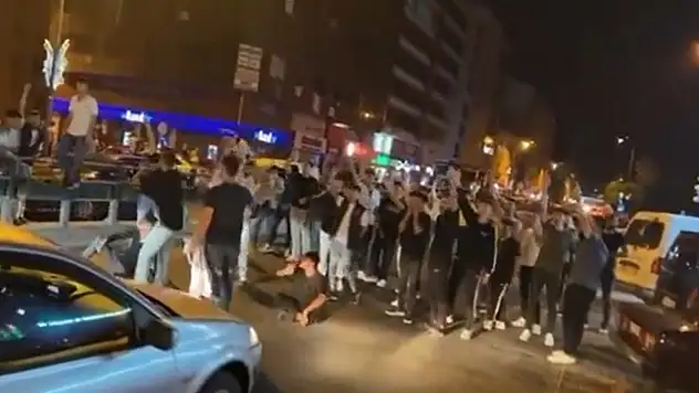 Kayseri'de Halk Sokaklara İndi! Devlet Yoksa Millet Var Sloganları Atılıyor