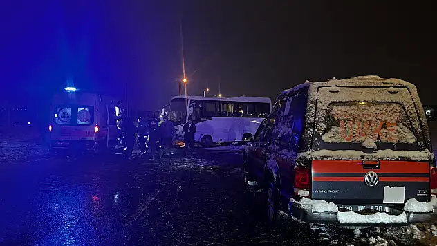Kayseri'de İşçi Servisi Kazası: 17 Yaralı