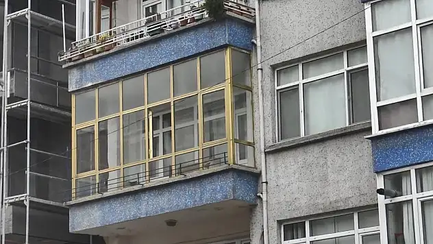 Kiracısı Kabusu Oldu Daireye 27 Yatak Koyup Yabancılara Kiraladı