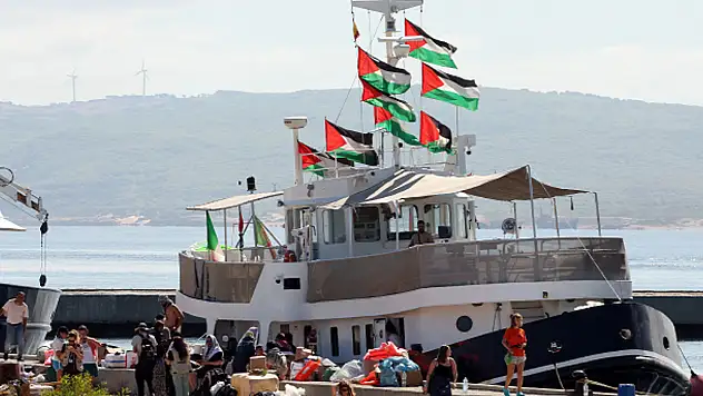 Küresel Sumud Filosu'na Ait İlk gemi, Tunus'tan Gazze'ye Yola Çıktı