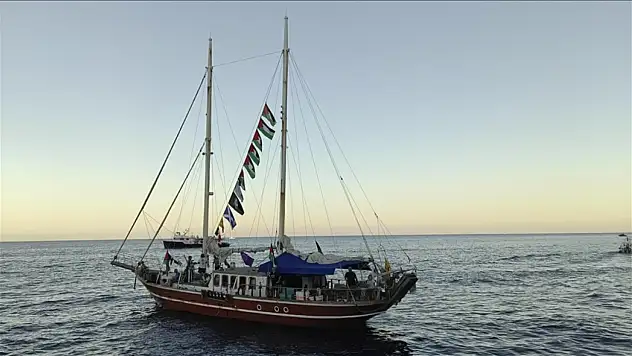 Küresel Sumud Filosu Yüksek Riskli Bölgede: İsrail Gemisi Çok Yakınına Yanaştı!
