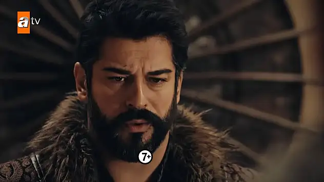 Kuruluş Osman Çadırdaki Adam Kim? Osman'ı Bekleyen Kim?