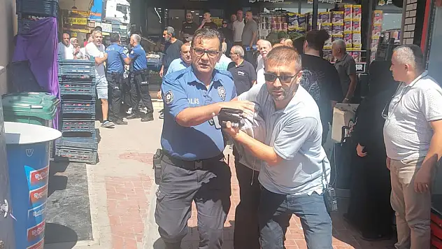 Kurusıkı silahla kuyumcu soymaya kalktı meydan dayağı yedi