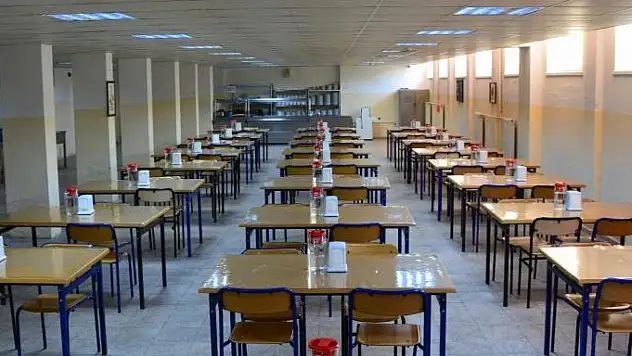 Lise kantininde cinayet: İki kadın vuruldu!