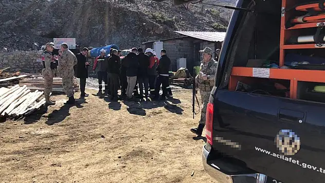 Maden Göçüğünde 2 İşçi Çıkartıldı