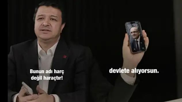 Mahmut Arıkan'dan Mehmet Şimşek'e Telefon Kapaklı Gönderme