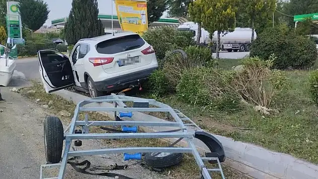 Mansur Yavaş'ın Abisi Trafik Kazası Geçirdi