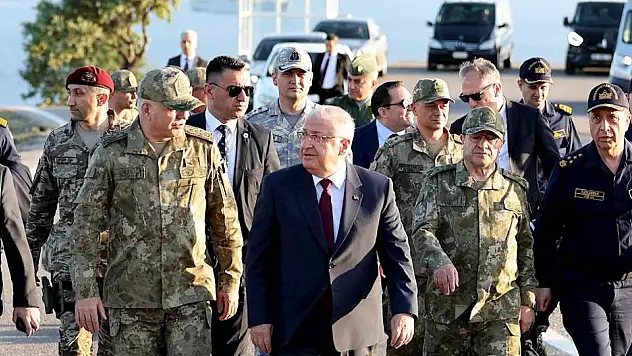 Milli Savunma Bakanı Yaşar Güler'den İran sınır güvenliğine ilişkin kritik açıklama