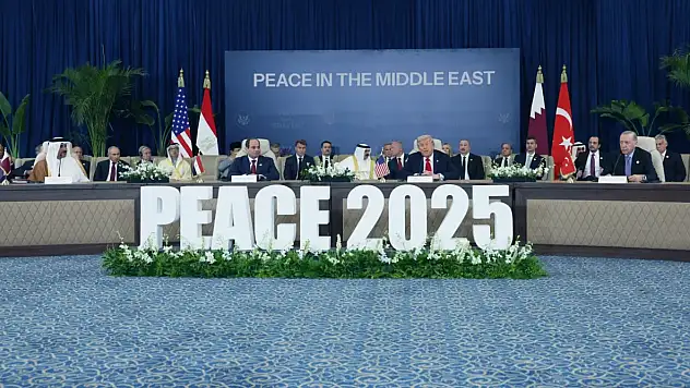 Mısır'da Tarihi Zirve Liderler Gazze İçin Niyet Belgesi İmzaladı