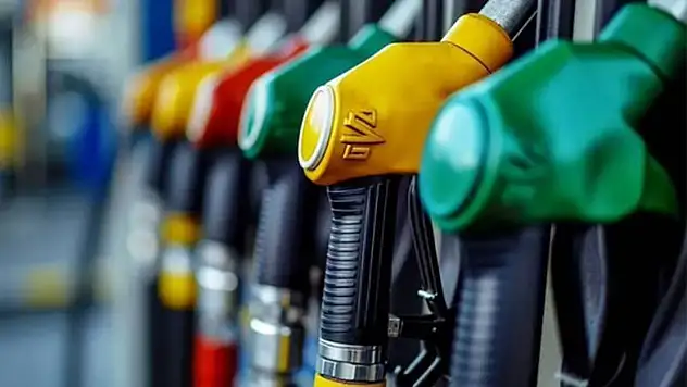 Motorine İndirim Geliyor, Bu Gece Pompaya Yansıyacak!