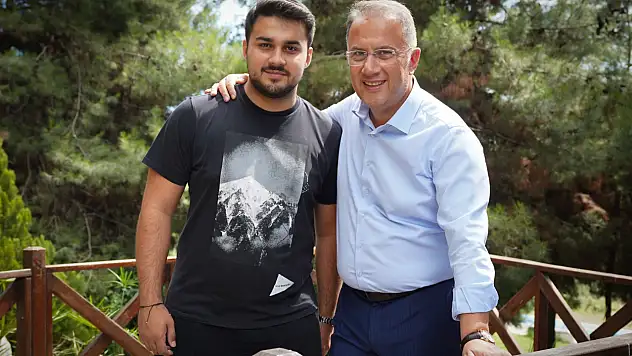 Murat Çalık, oğlu Murathan'ın doğum gününü kutladı