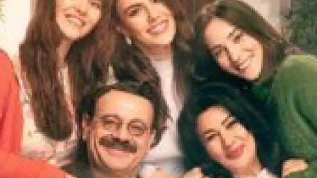 Ben Bu Cihana Sığmazam 21. Bölüm 14 Şubat Salı ATV Yeni Bölüm Fragmanı İzle.. Son Bölüm Fragmanı İzle..