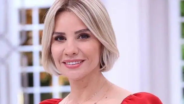 Esra Erol'da 15 Mayıs Pazartesi ATV Canlı Tek Parça İzle..