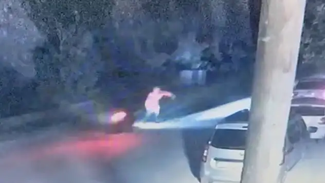 Operasyonda polise çarpıp kaçtılar