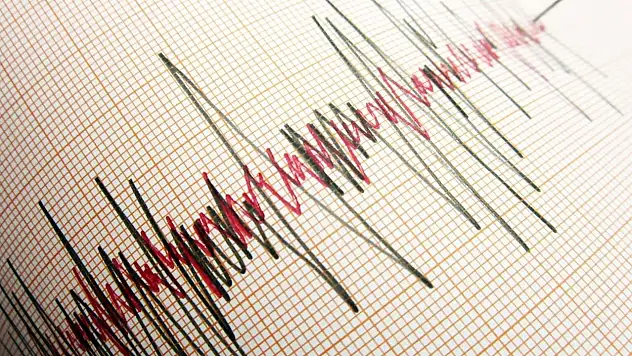 Osmaniye'de  deprem nedeniyle okullar yarım gün tatil edildi