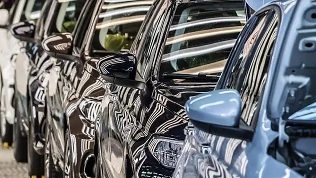 Otomobillerdeki ÖTV Oranları İkinci Kez Arttı: Tesla ve Togg'a Dev Zam!