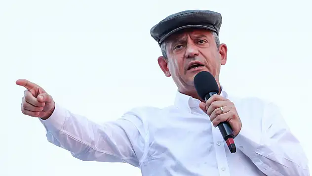 Özgür Özel Adıyaman'da: 'CHP'nin Kürtlerle ilişki kurmak için DEM Parti'ye ihtiyacı yok'