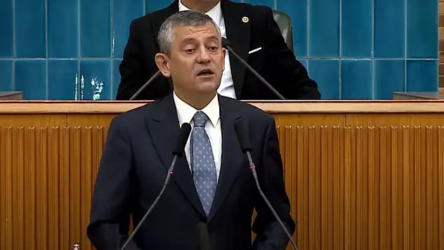 Özgür Özel'den Bahçeli'ye Avrupa Yanıtı! Erdoğan'a Hesap Sordu