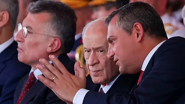 Özgür Özel'den Devlet Bahçeli'ye Ahmaklık Sözünü Üzerime Alınmadım