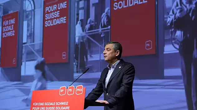 Özgür Özel İsviçre Sosyal Demokrat Partisi Kongresi'nde Konuştu