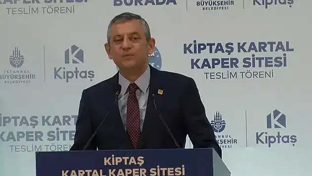 Özgür Özel Kartal'da kentsel dönüşüm anahtar teslim töreninde konuştu