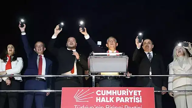 Özgür Özel Meşruiyet Okyanus Ötesinden, Amerika'dan Alınmaz, Milletten Alınır