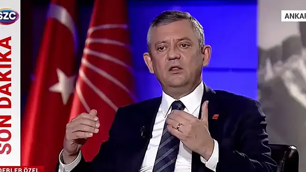 Özgür Özel Son Anket Sonuçlarını Canlı Yayında Açıkladı