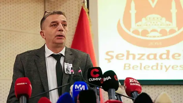 Şehzadeler'in Yeni Belediye Başkanı Hakan Şimşek Oldu