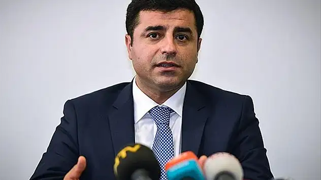 Selahattin Demirtaş: 'Barışla birlikte Türkiye'de yeni bir sayfa açılacak'