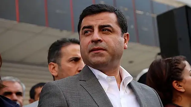 Selahattin Demirtaş'ın 5 Ayrı Suçtan Yargılandığı Dava Ertelendi