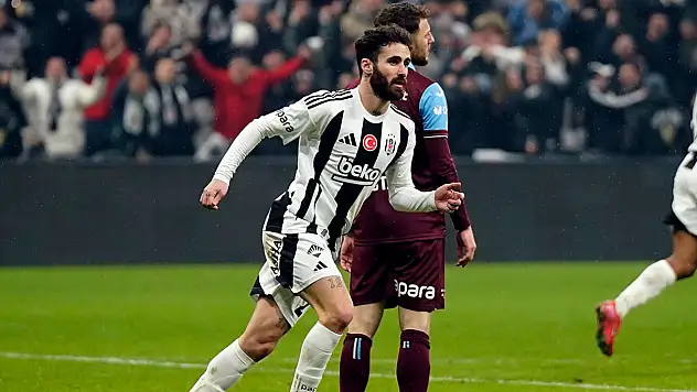 Serdal Adalı: '15 milyon Euro'yu veren Rafa Silva'yı alır'