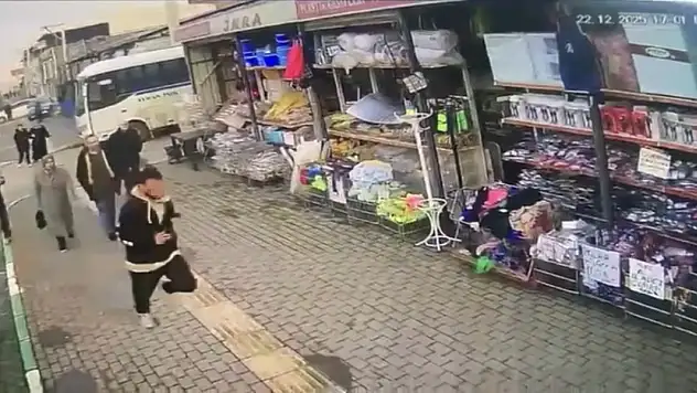 Silahla kovaladığı şahsa kurşun yağdırdı,