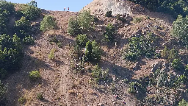 Sivas'ta işçi minibüsü uçurumdan yuvarlandı: Çok sayıda ölü ve yaralı!