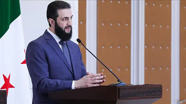 Suriye Devlet Başkanı Ahmed Şara'dan ABD ve Türkiye'ye Teşekkür Açıklaması