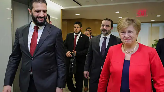 Suriye Devlet Başkanı eş-Şara, IMF Genel Merkezi'ni ziyaret etti