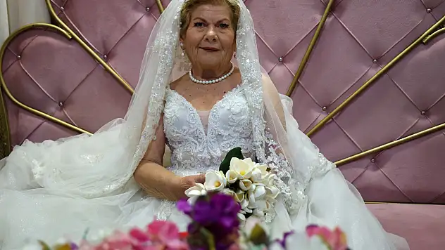 Temsili düğünde gelinlik giymişti: Çalılıkta ölü bulundu!