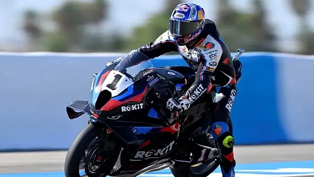 Toprak Razgatlıoğlu, 3. kez dünya şampiyonu oldu