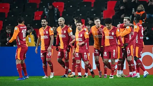 Trabzonspor'u 4-1 Mağlup Eden Galatasaray Süper Kupa'da İlk Finalist Oldu