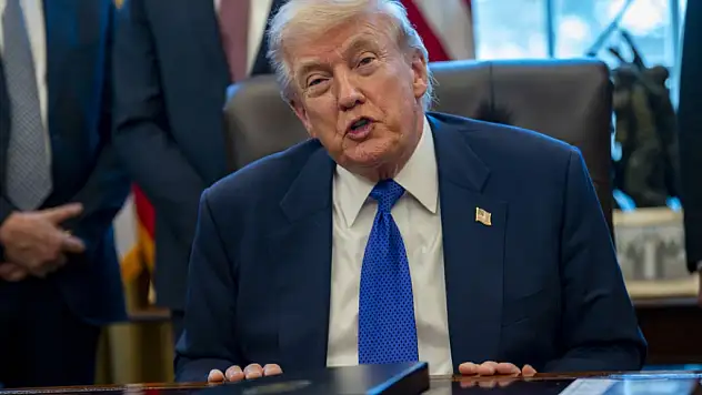 Trump İran ile yapılan görüşmelerin iyi geçtiğini söyledi: