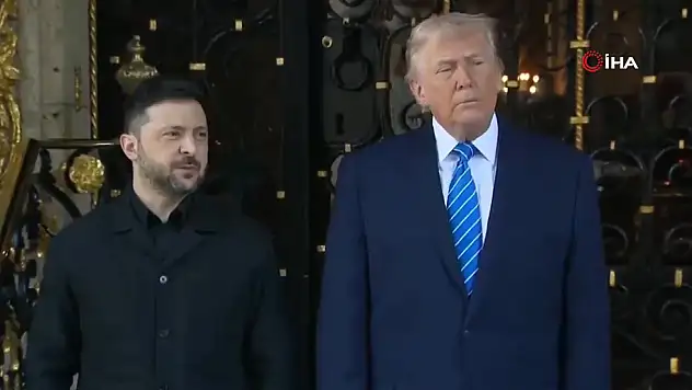 Trump ve Zelenskiy bir araya geldi
