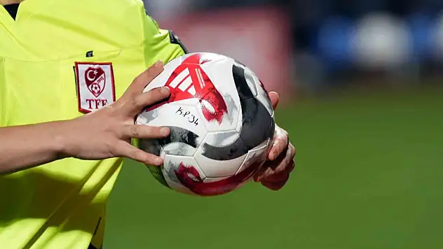 Turkcell Süper Kupa yarı final maçlarını yönetecek hakemler belli oldu