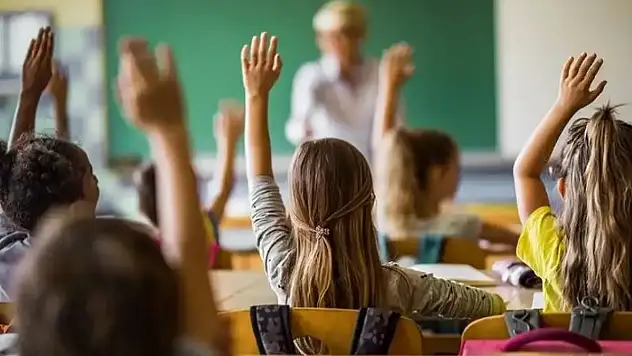 Türkiye'deki Alman ve Fransız Okulları ile Milli Eğitim Bakanlığı Arasındaki Kriz Büyüyor! Öğrenci Alımları Durduruldu