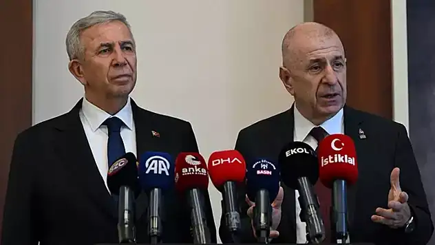 Ümit Özdağ, Mansur Yavaş'ı ziyaret etti