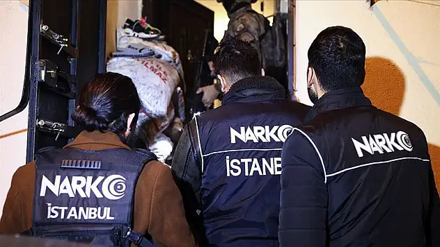 Ünlü isimlere uyuşturucu operasyonu: 19 ünlü isim gözaltına alındı!