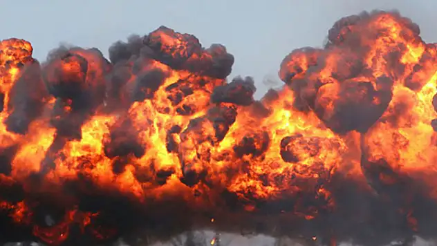 Üretim tesisinde patlama: 10 ölü, 5 yaralı